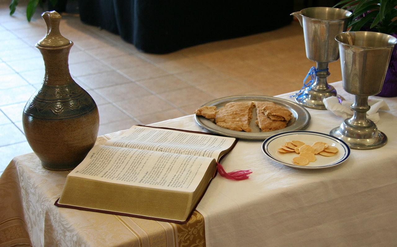 1280px-EucharistELCA.JPG
