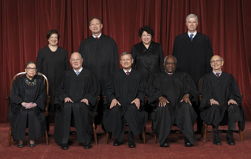 1024px-Supreme_Court_of_the_United_States_-_Roberts_Court_2017.jpg