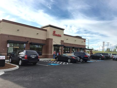 Chick-fil-A_-_Hillsboro,_Oregon.jpg