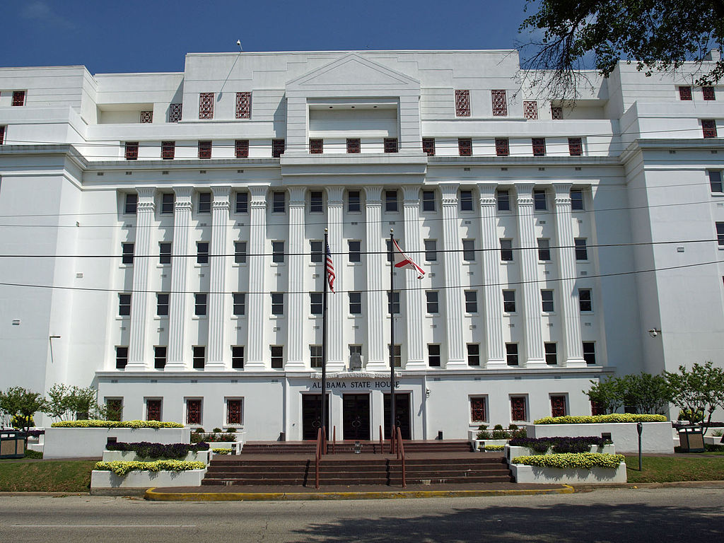 1024px-Alabama_State_House_Apr2009